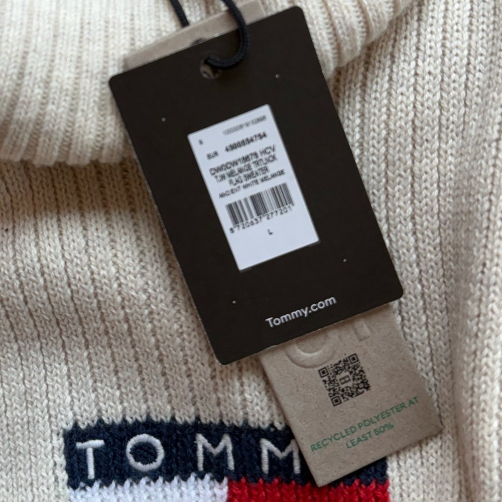 Tommy Jeans Mélange Flag Logo Turtleneck Sweater
Size L
BNWT - Picture 11 of 11